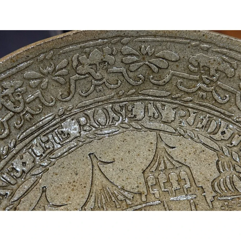 Vintage 92 Signed Ceramic 11” Pottery Bowl Queen Elizabeth I Commemorative Plate
